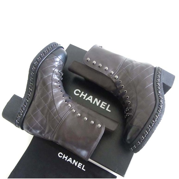 CHANEL CC quilted chain cap toe combat boots 37 7 - Picture 7 of 8